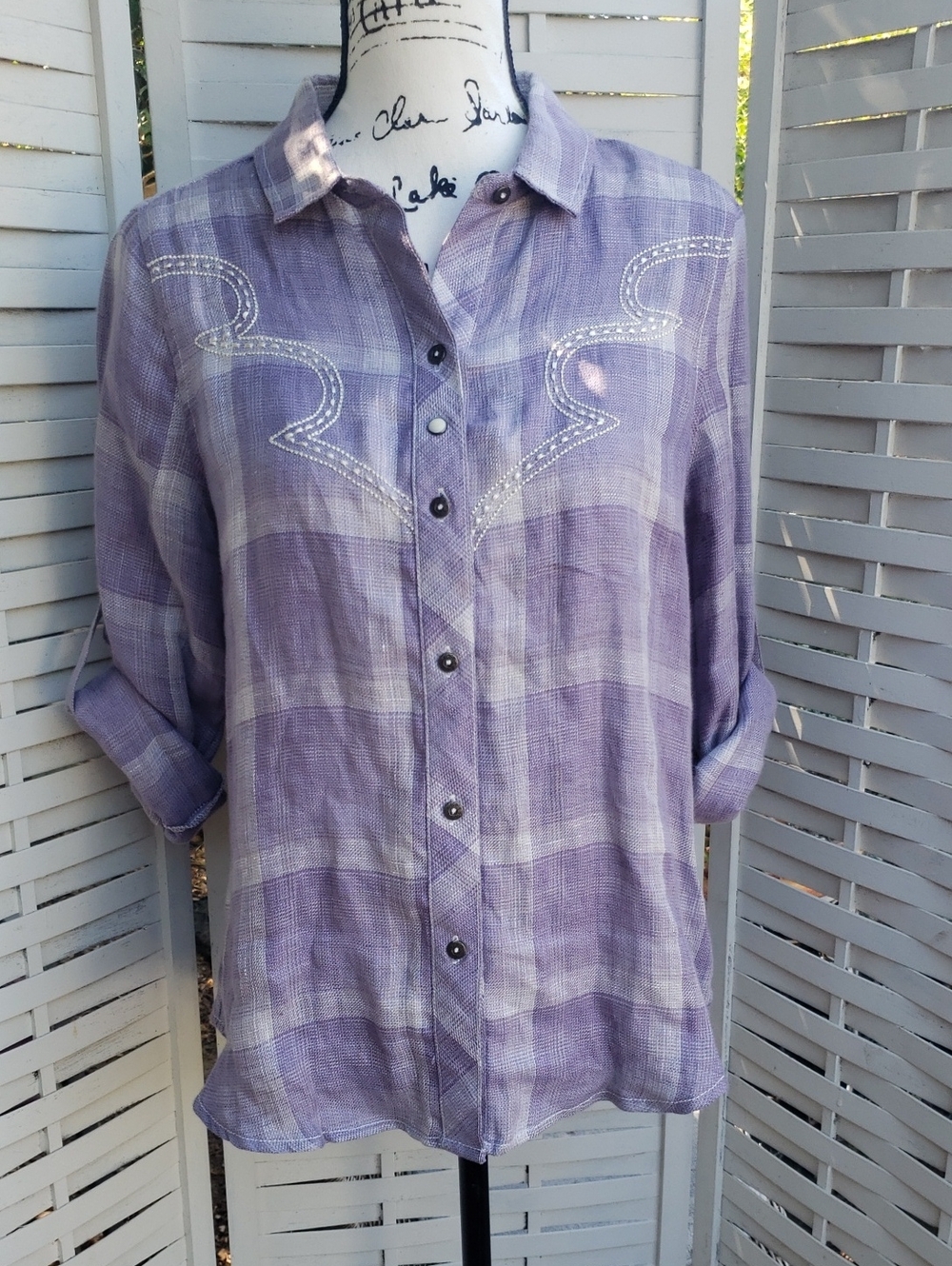 Shyanne Plaid Lavender Button-Front Women's Shirt S